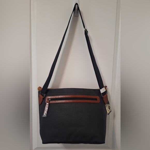 Urban Stranger Water Repellent Messenger Bag - Picture 4 of 5